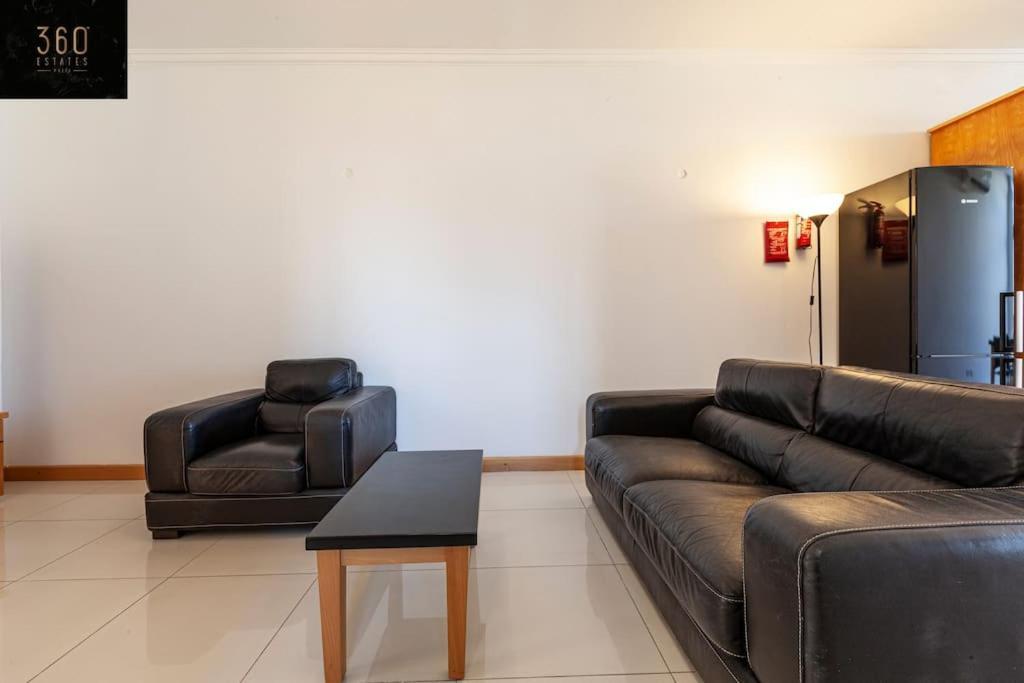 Comfortable Penthouse, Served With Lift, Wifi & Ac By 360 Estates Gzira Екстер'єр фото