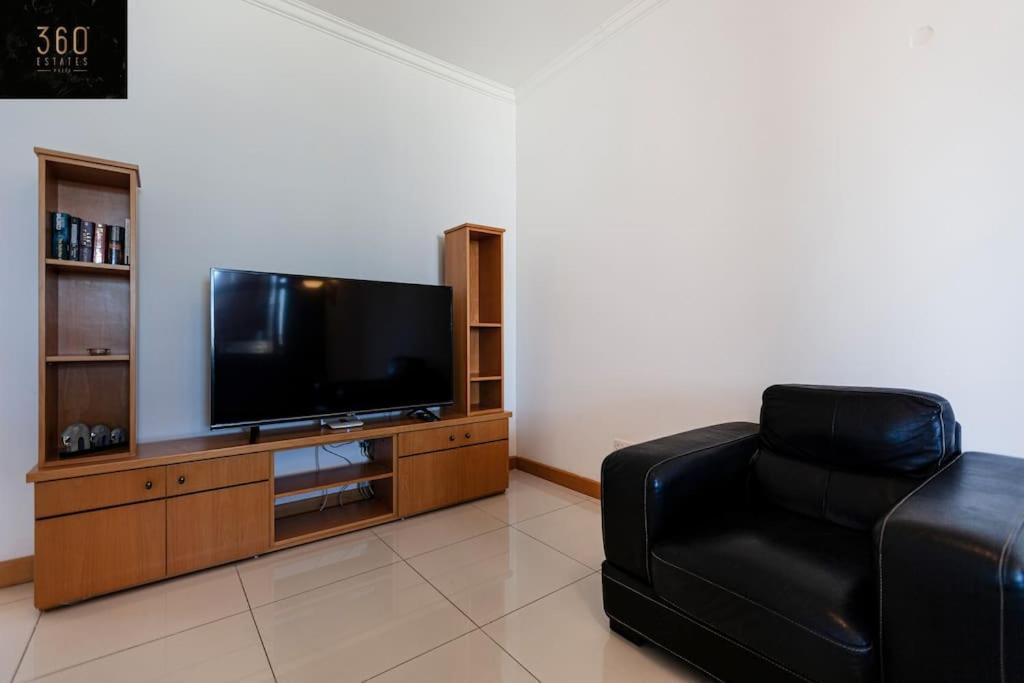 Comfortable Penthouse, Served With Lift, Wifi & Ac By 360 Estates Gzira Екстер'єр фото